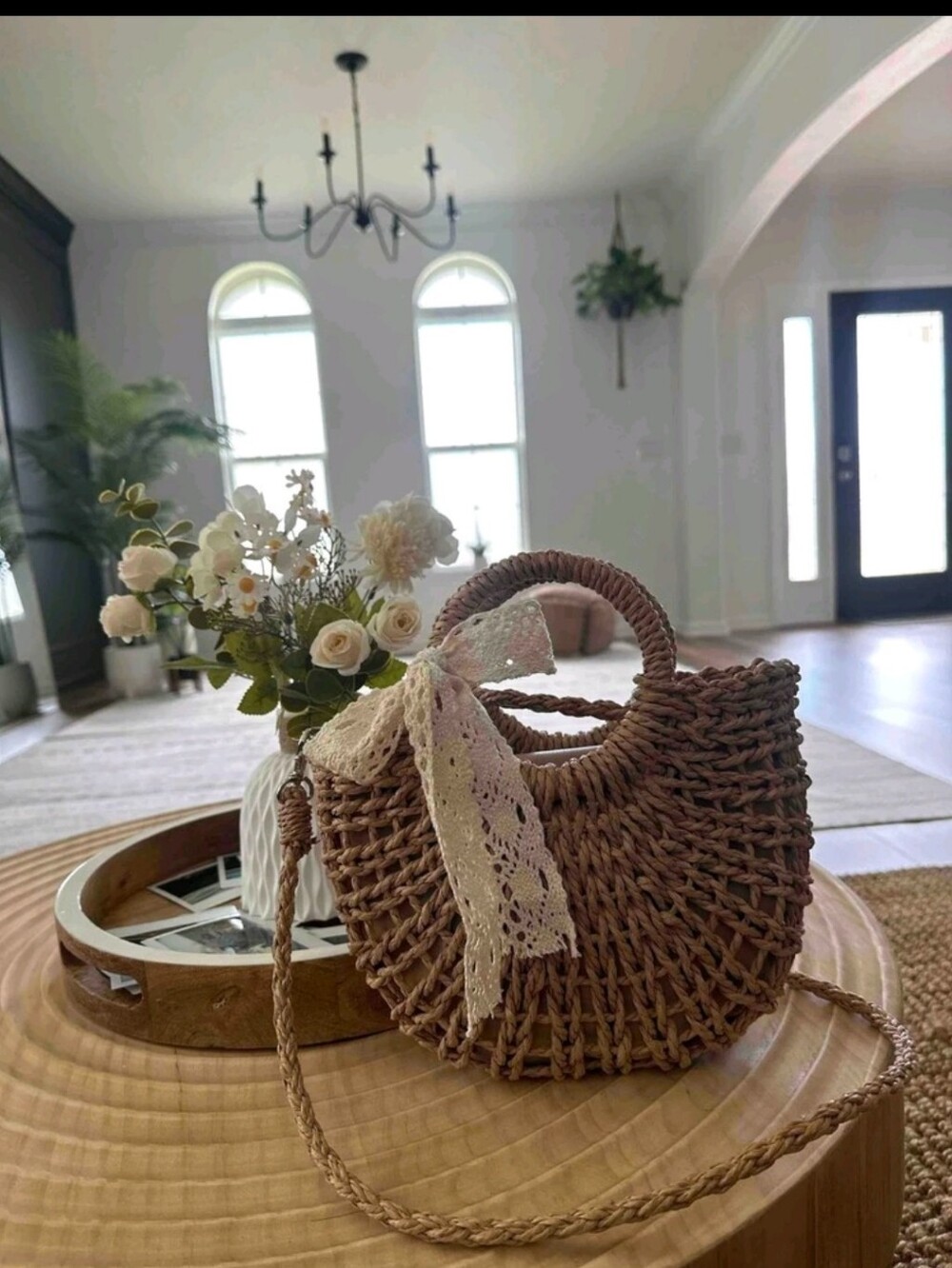 Natural Straw Handled Crossbody with Lace Bow - Picture 2 of 4